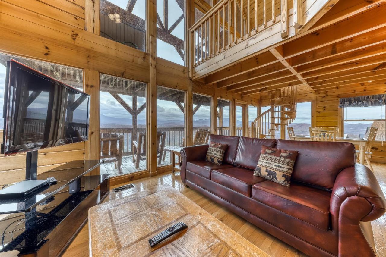 Amidst The Beauty Villa Pigeon Forge Exterior foto