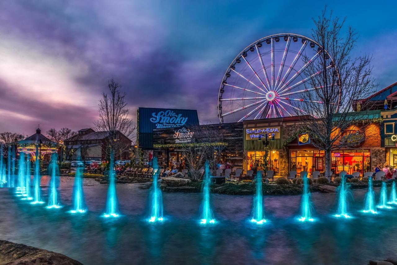 Amidst The Beauty Villa Pigeon Forge Exterior foto