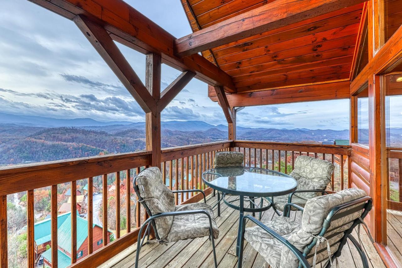 Amidst The Beauty Villa Pigeon Forge Exterior foto