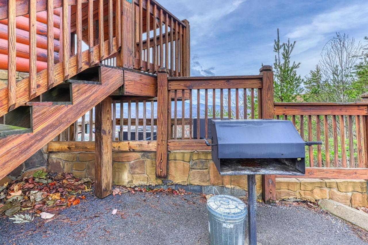 Amidst The Beauty Villa Pigeon Forge Exterior foto